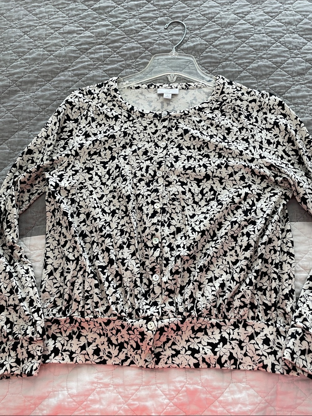 J. Jill Black and White Floral Button-Front Shirt